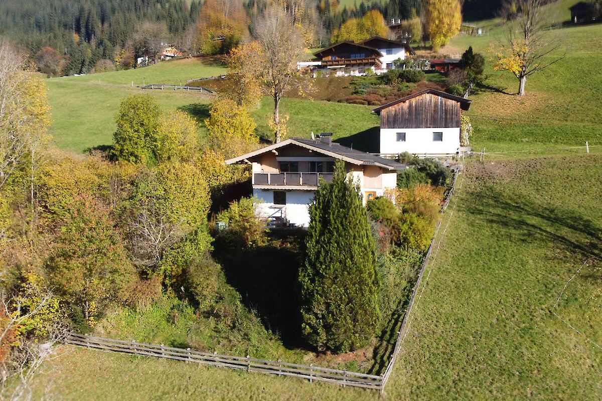 Chalet on the sunny side of Kitzb