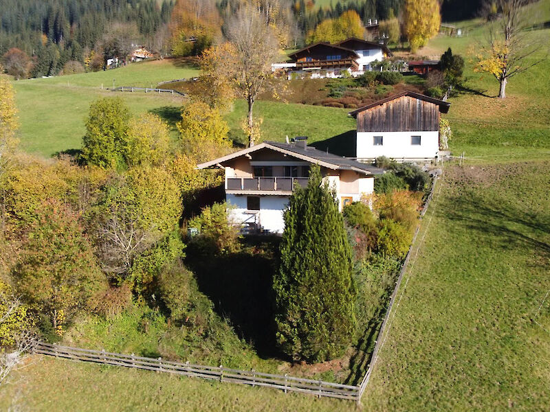 Chalet auf der Sonnseite von Kitzbühel in Panoramalage 