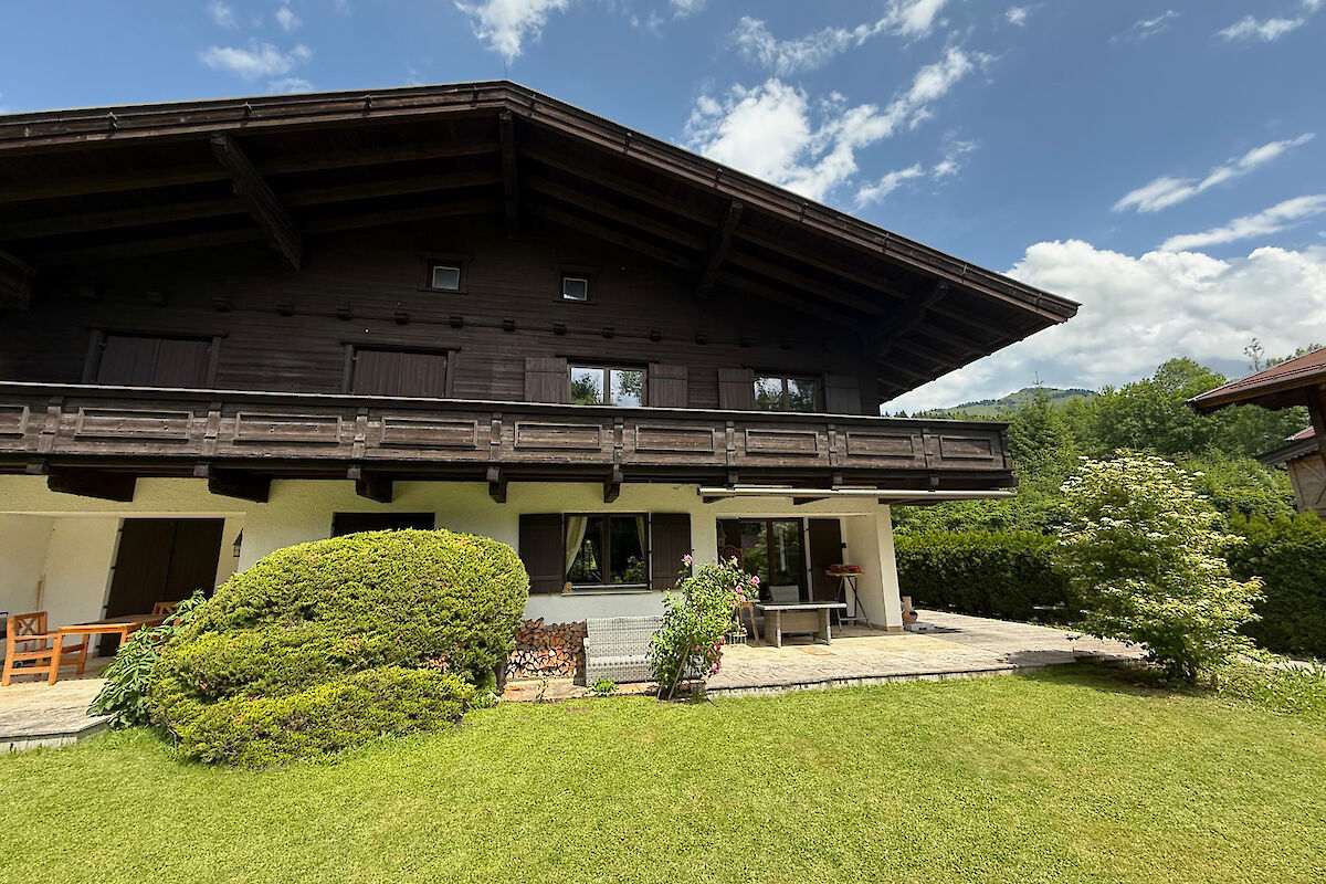 Maisonette apartment with leisure residence on the sunny side in Kitzb