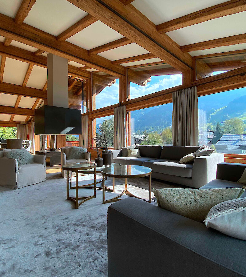 Exklusives Landhaus mit Indoor-Pool und Streifblick in Kitzbühel