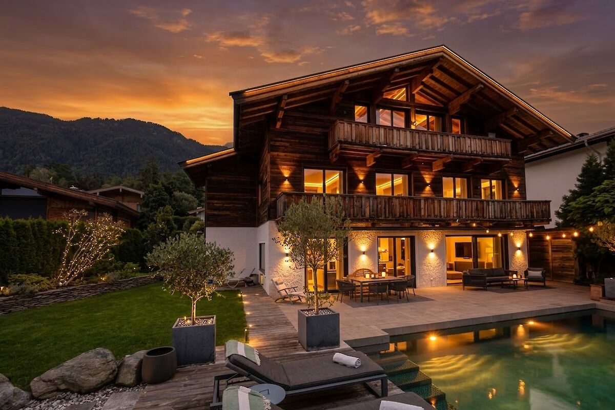 Luxury villa with pool on the sunny side of Kitzb