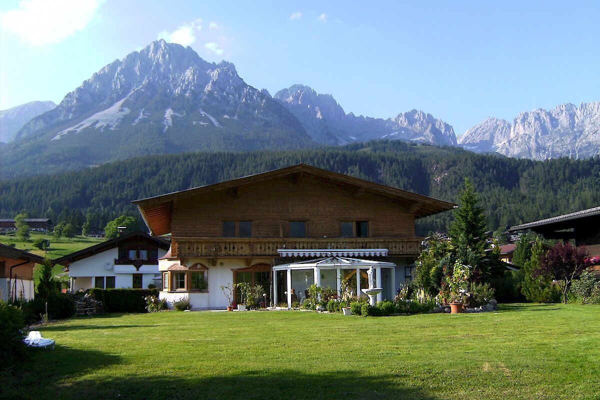 Apartment for rent on the 1st floor directly on the golf course with a view of the Kaiser Mountains