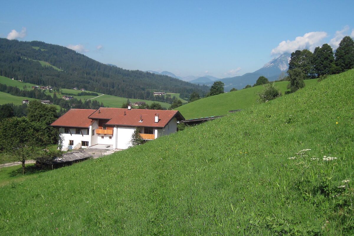 Landhaus mit Pferdestall in traumhafter Lage