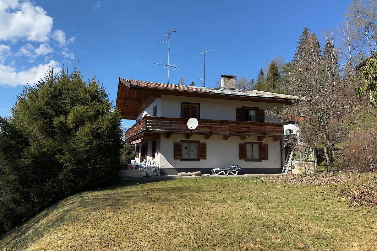 FREIZEITWOHNSITZ - Landhaus mit zwei Wohnungen am Sonnberg in Kitzbühel