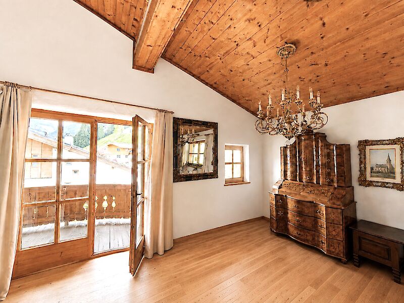FREIZEITWOHNSITZ  Dachgeschosswohnung in Golfplatznähe