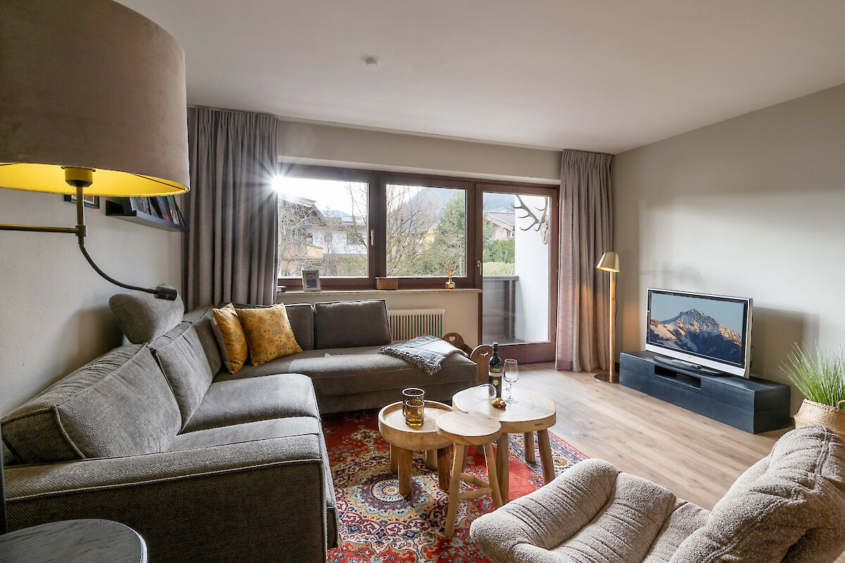RETIREMENT HOME - Apartment in a sunny, central village location