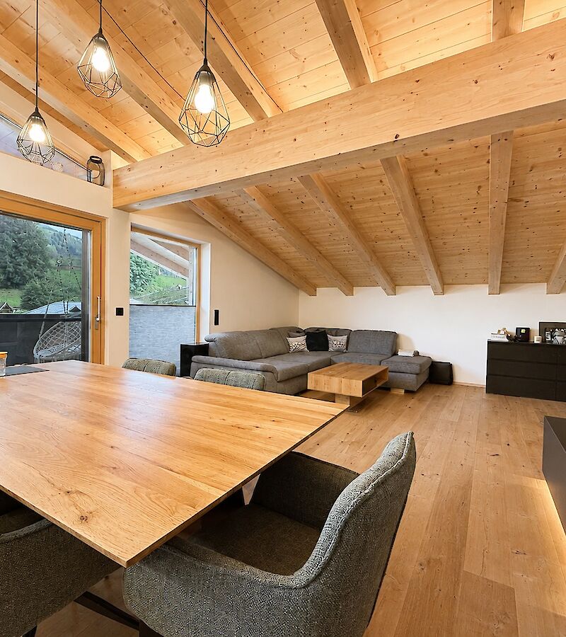 Dachgeschosswohnung in sehr zentraler Lage von Kirchberg